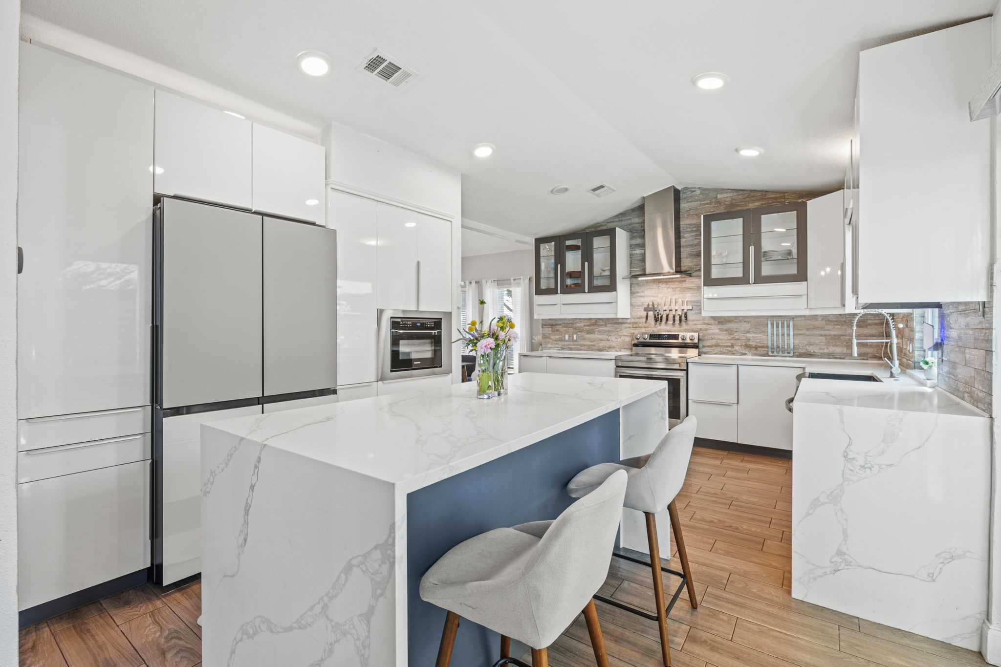 12935 Chandler Drive Dallas TX 75243