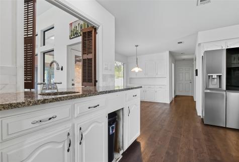 4034 Cobblers Lane Dallas TX 75287