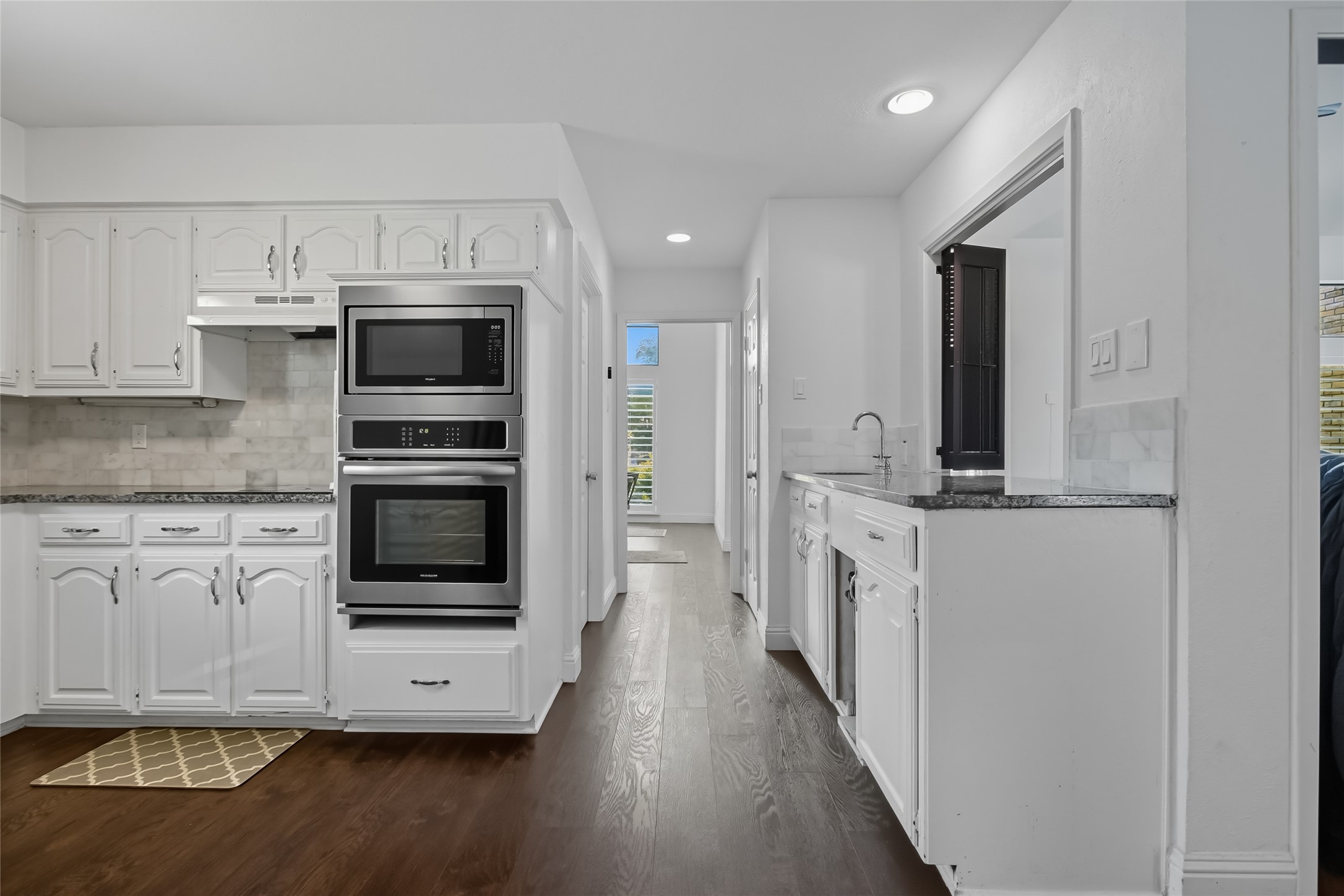 4034 Cobblers Lane Dallas TX 75287