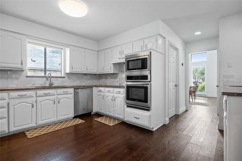 4034 Cobblers Lane Dallas TX 75287
