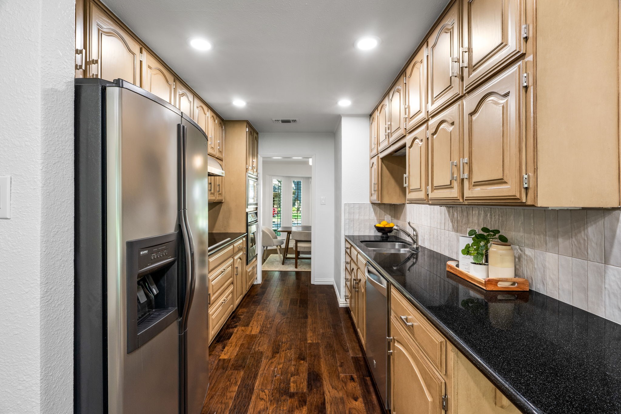 2809 Greg Drive Bedford TX 76021