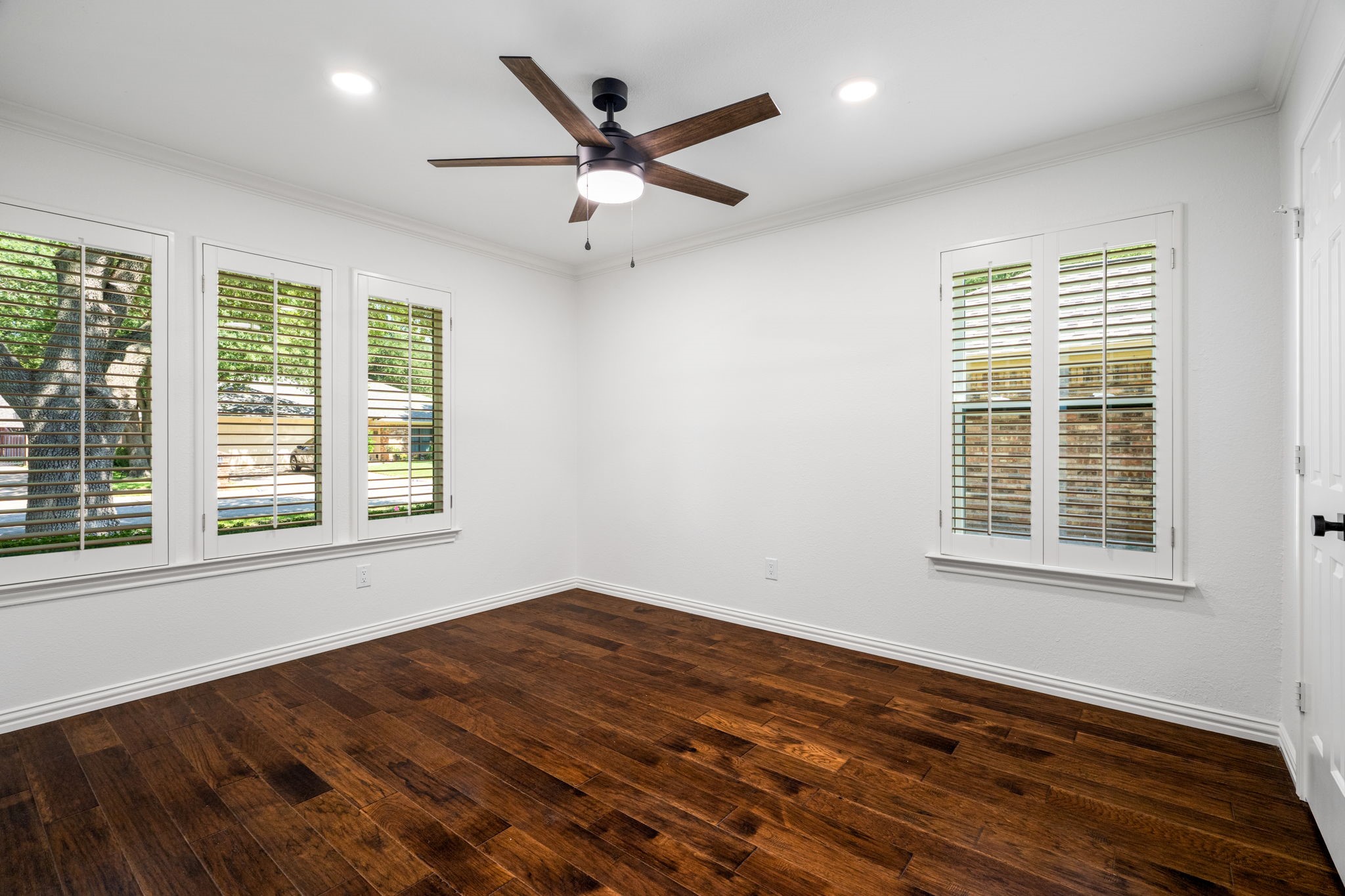 2809 Greg Drive Bedford TX 76021