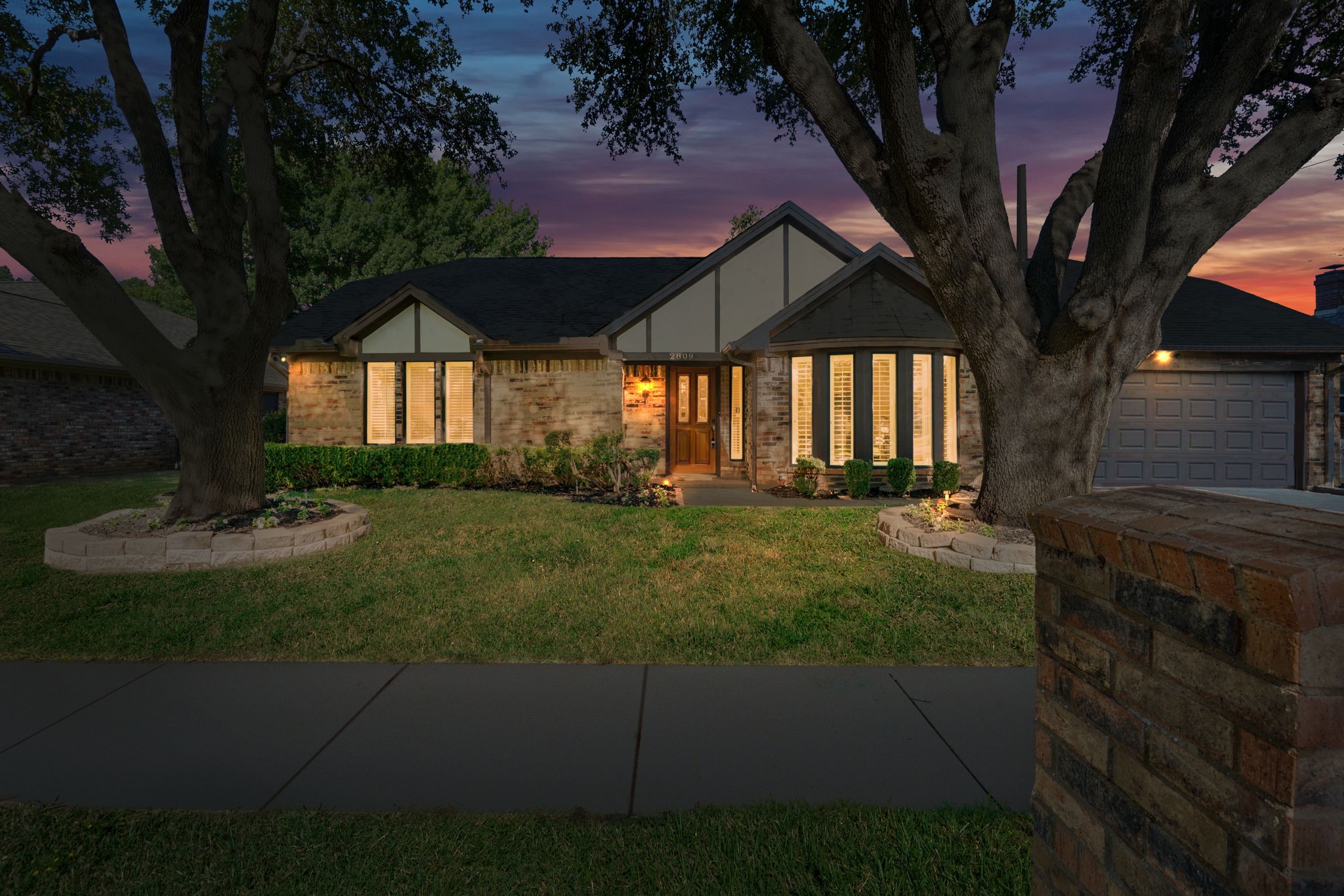 2809 Greg Drive Bedford TX 76021