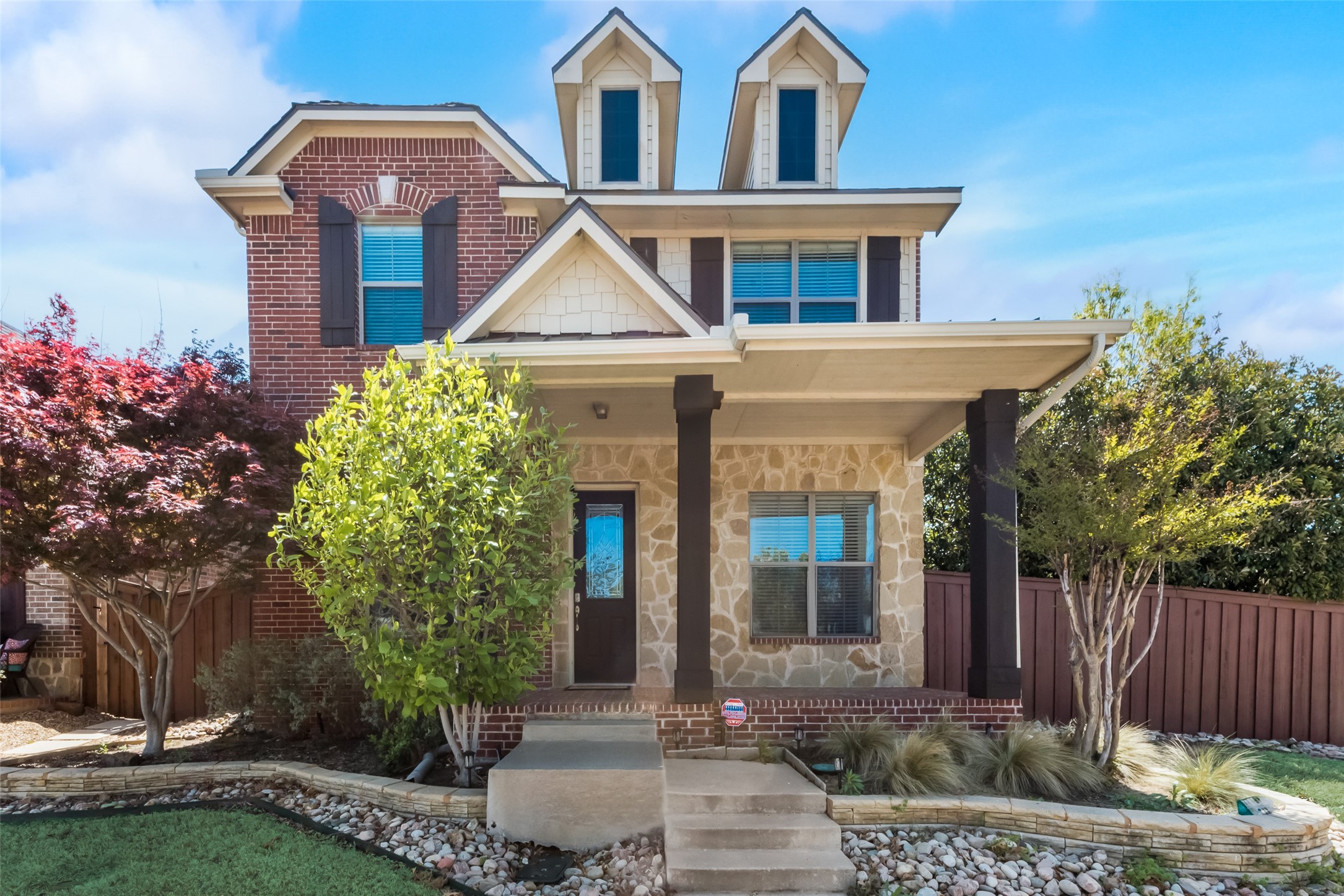 1484 Bristol Lane Lewisville TX 75077