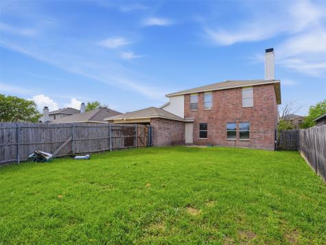 1424 Bumble Bee Drive Lancaster TX 75134