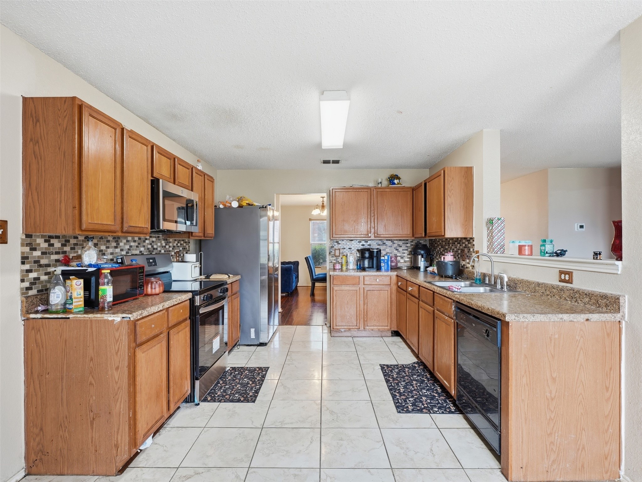 1424 Bumble Bee Drive Lancaster TX 75134