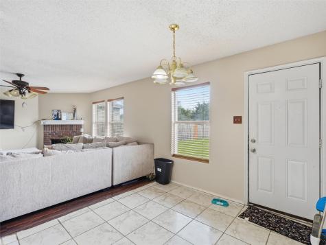 1424 Bumble Bee Drive Lancaster TX 75134