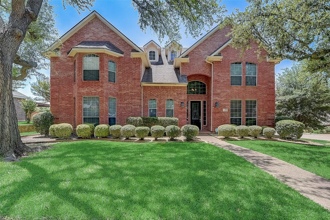 1902 Lakeway Drive Rowlett TX 75088