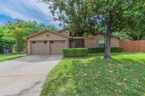 5319 Little Creek Court Arlington TX 76017