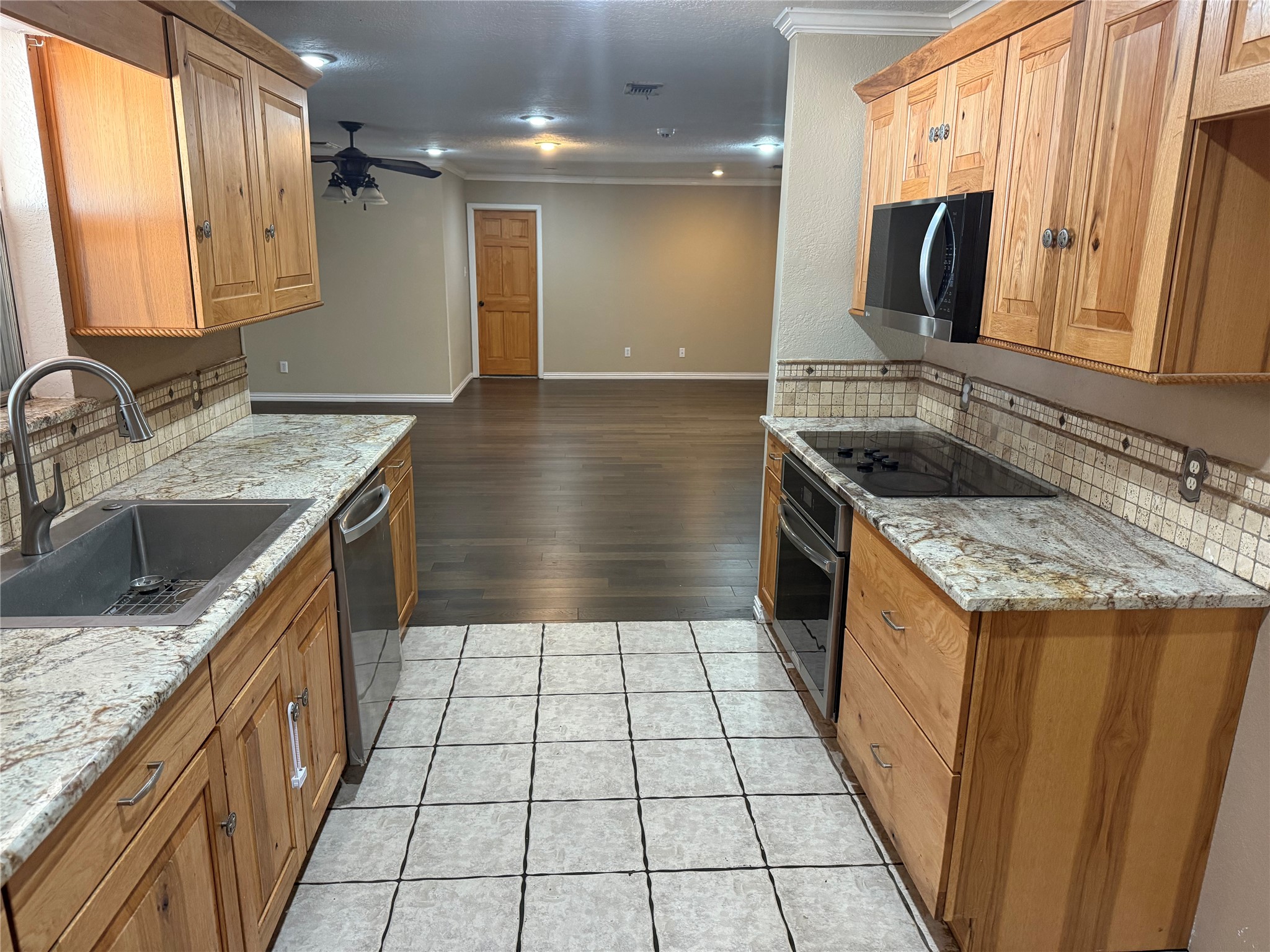 2817 11th Street Mineral Wells TX 76067