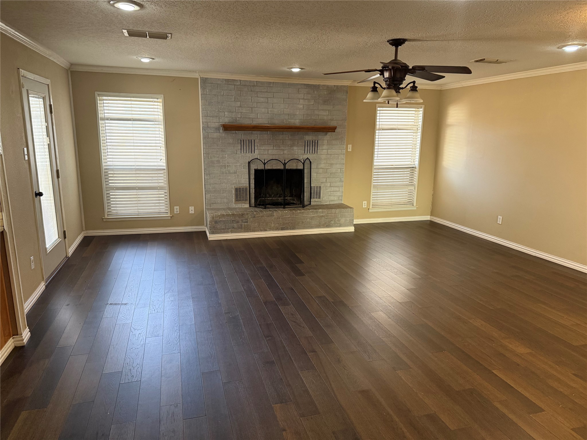2817 11th Street Mineral Wells TX 76067