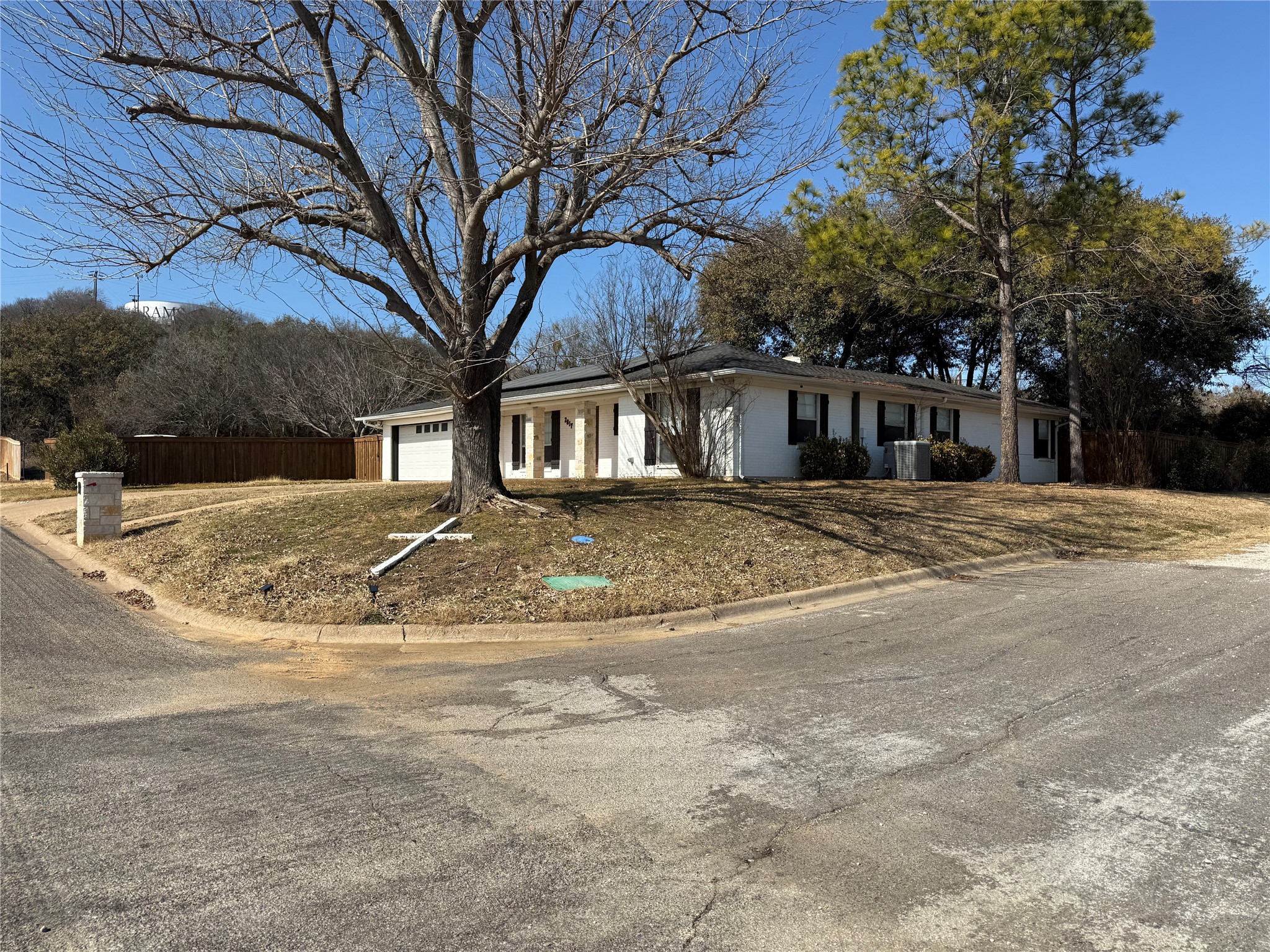 2817 11th Street Mineral Wells TX 76067