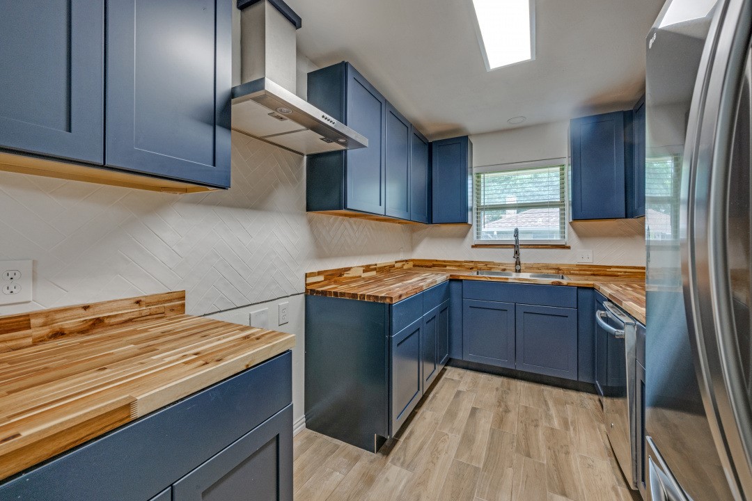 301 Hillcrest Drive Midlothian TX 76065