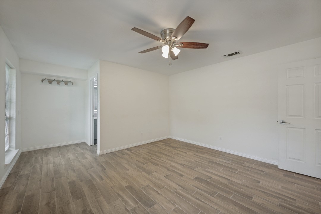 301 Hillcrest Drive Midlothian TX 76065