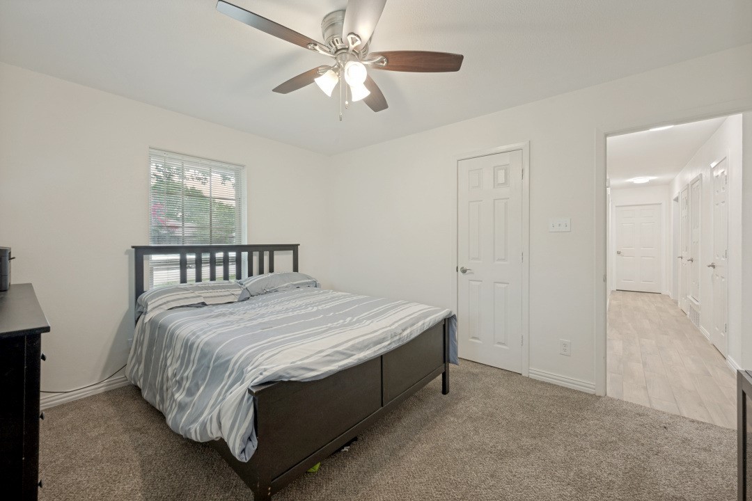 301 Hillcrest Drive Midlothian TX 76065