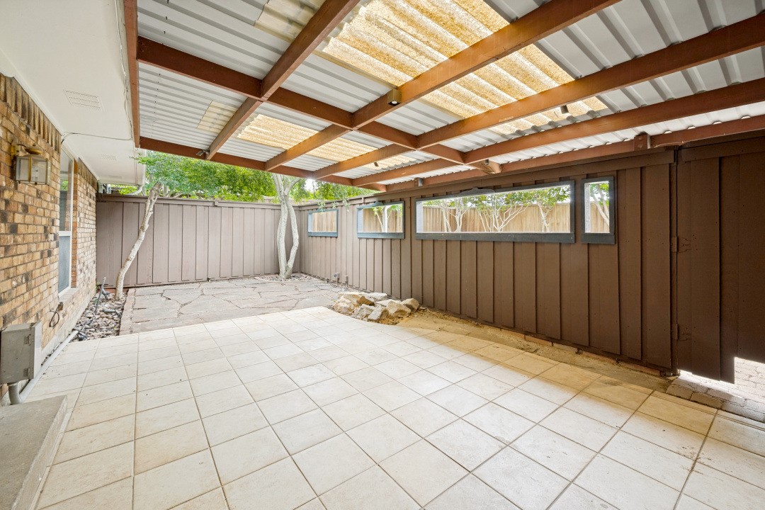 301 Hillcrest Drive Midlothian TX 76065