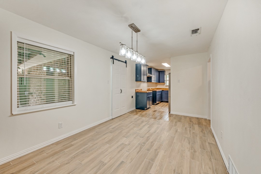 301 Hillcrest Drive Midlothian TX 76065