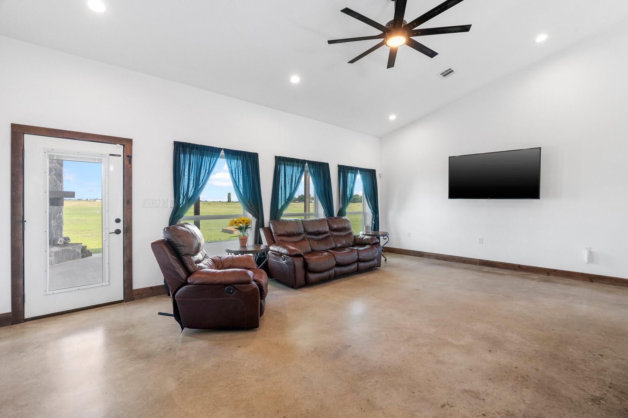3220 Fm 55 Waxahachie TX 75165