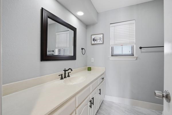 2015 Wimbledon Drive Arlington TX 76017