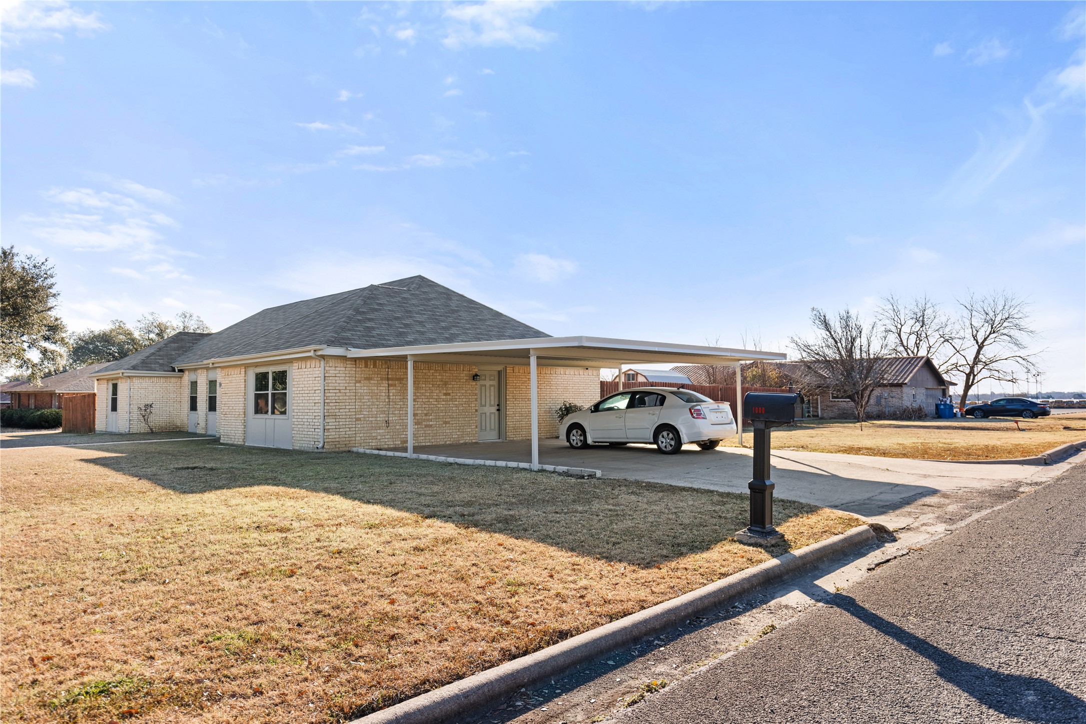 1000 La Villeta Street Mexia TX 76667