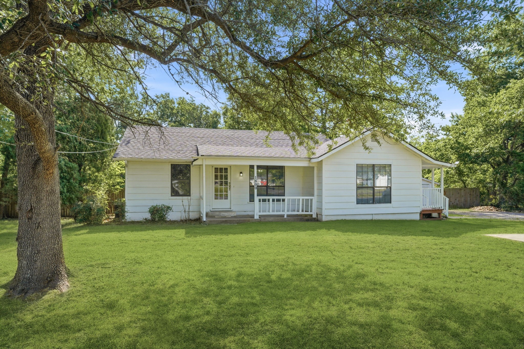 1800 Island Bayou Bonham TX 75418
