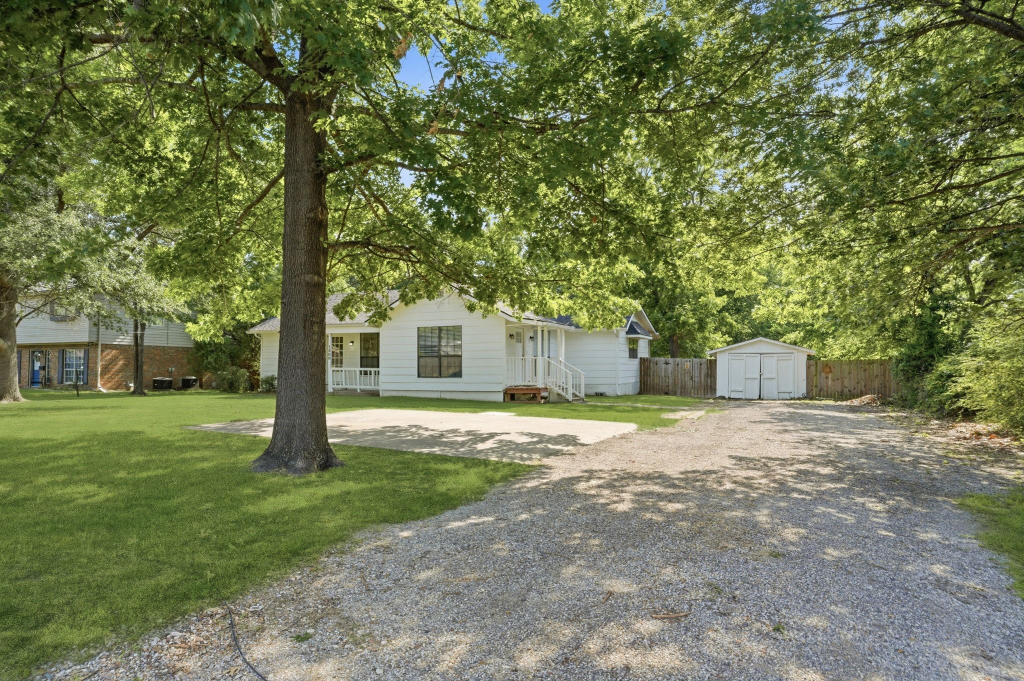 1800 Island Bayou Bonham TX 75418