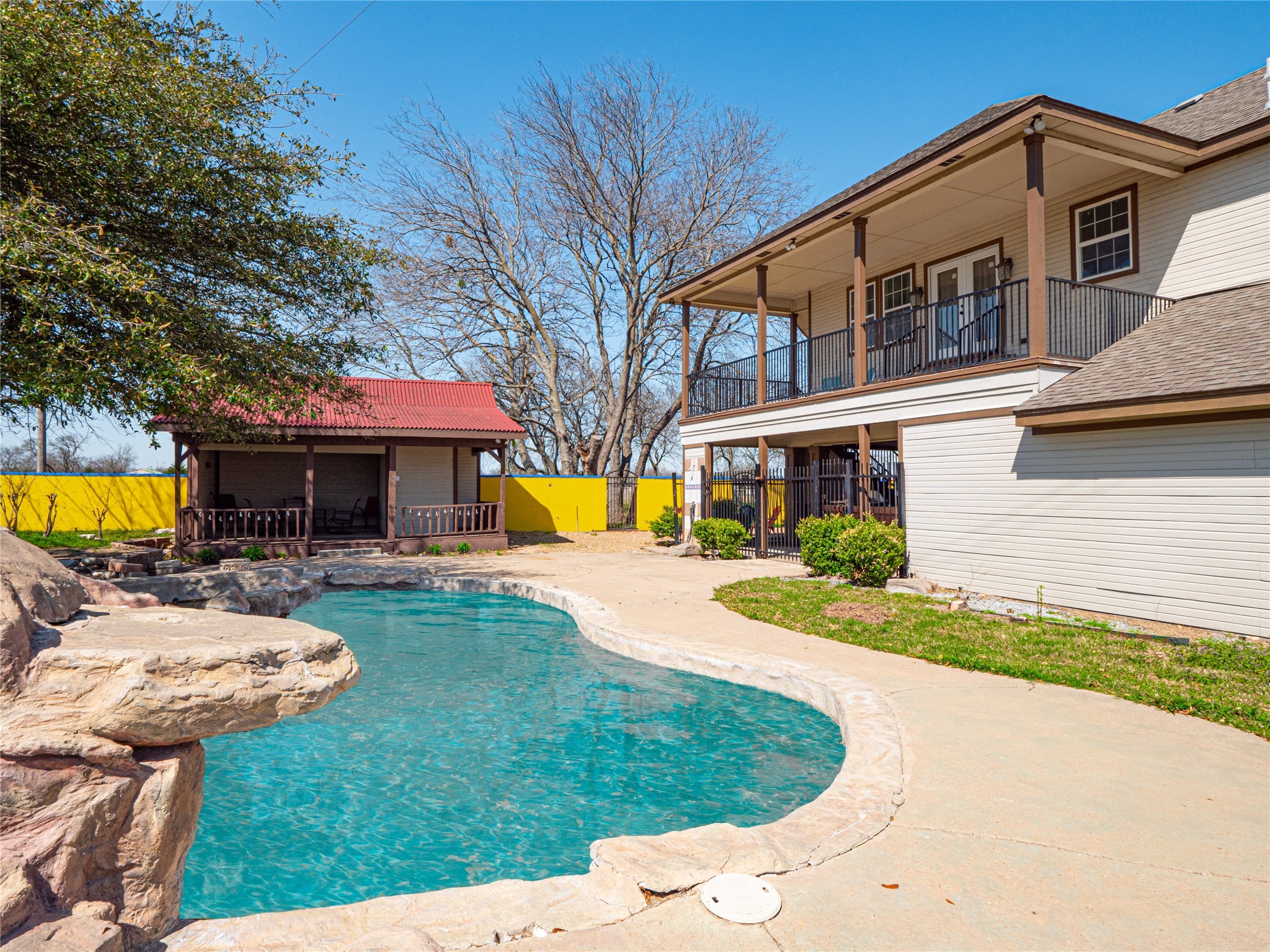 7321 N State Highway 78 Farmersville TX 75442