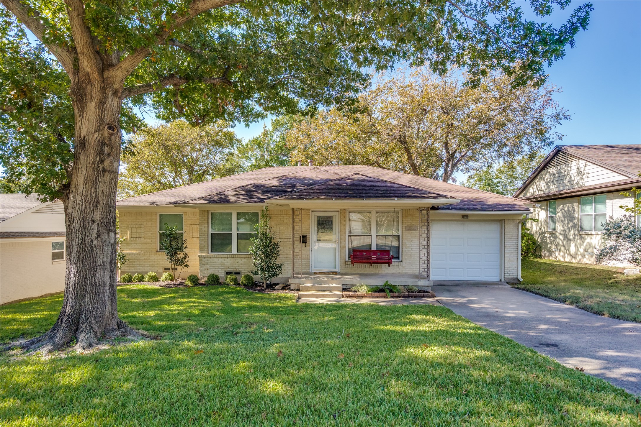 11615 Colmar Street Dallas TX 75218