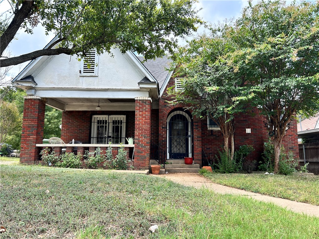 1620 N 17th Street Waco TX 76707