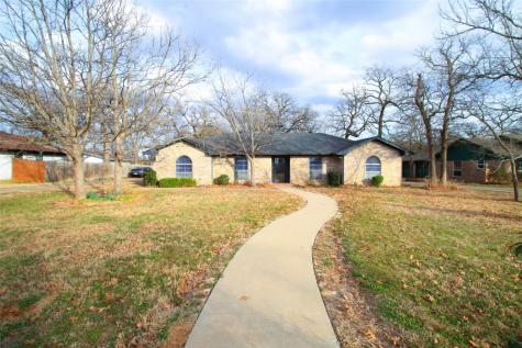 5520 Woodland Hills Drive Denton TX 76208