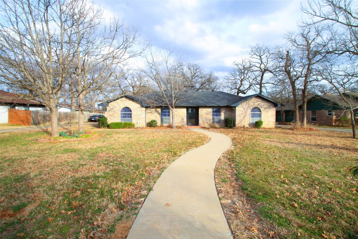 5520 Woodland Hills Drive Denton TX 76208