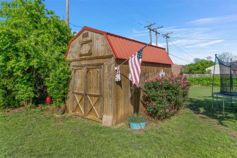 814 N Harrison Street West TX 76691