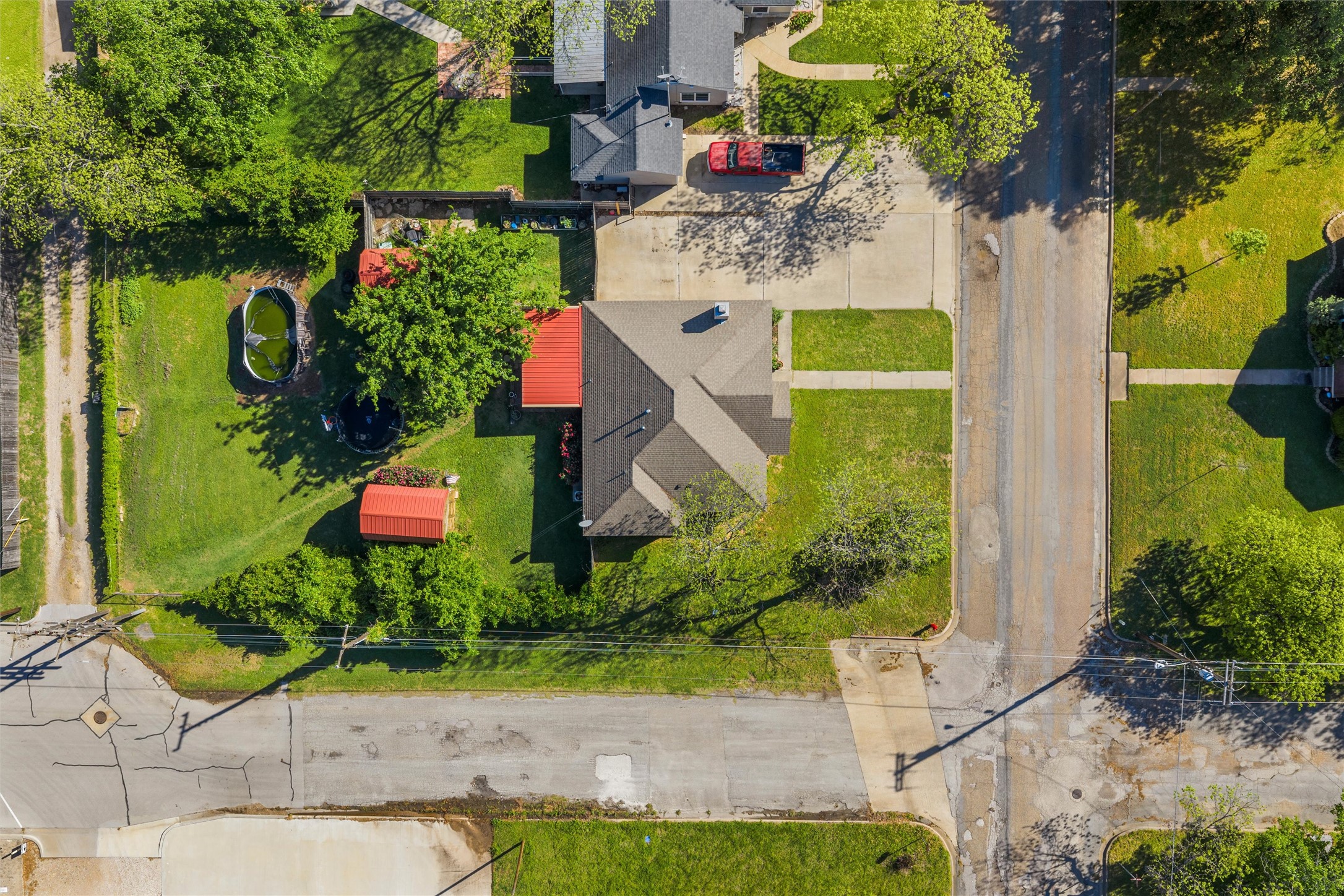 814 N Harrison Street West TX 76691