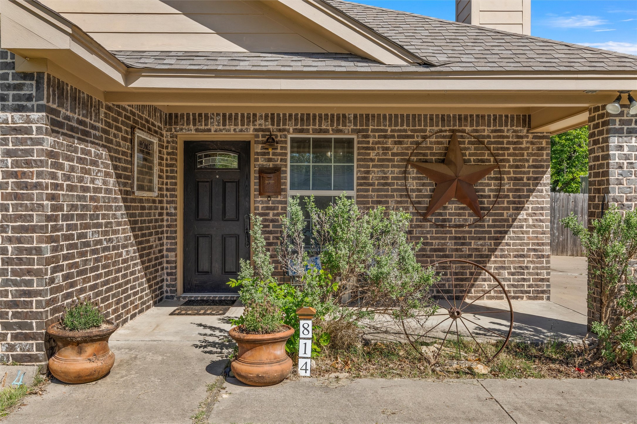 814 N Harrison Street West TX 76691