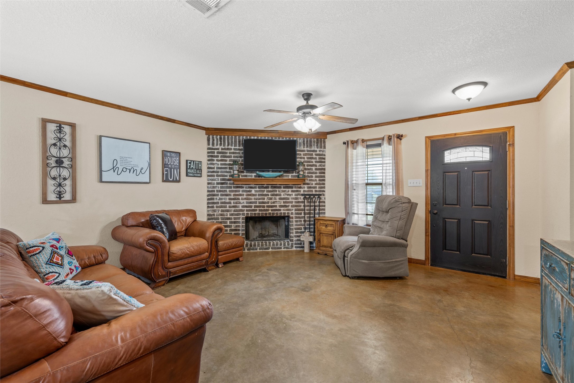 814 N Harrison Street West TX 76691