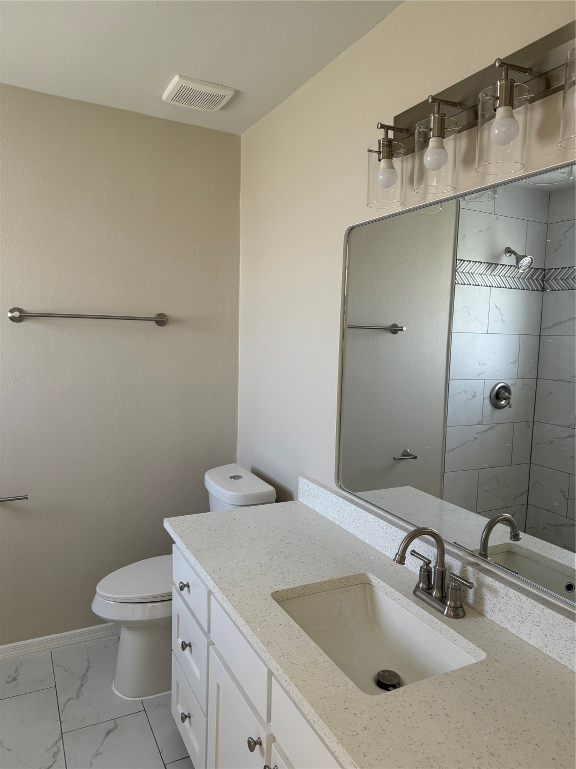 334 Lasalle Drive Van Alstyne TX 75495