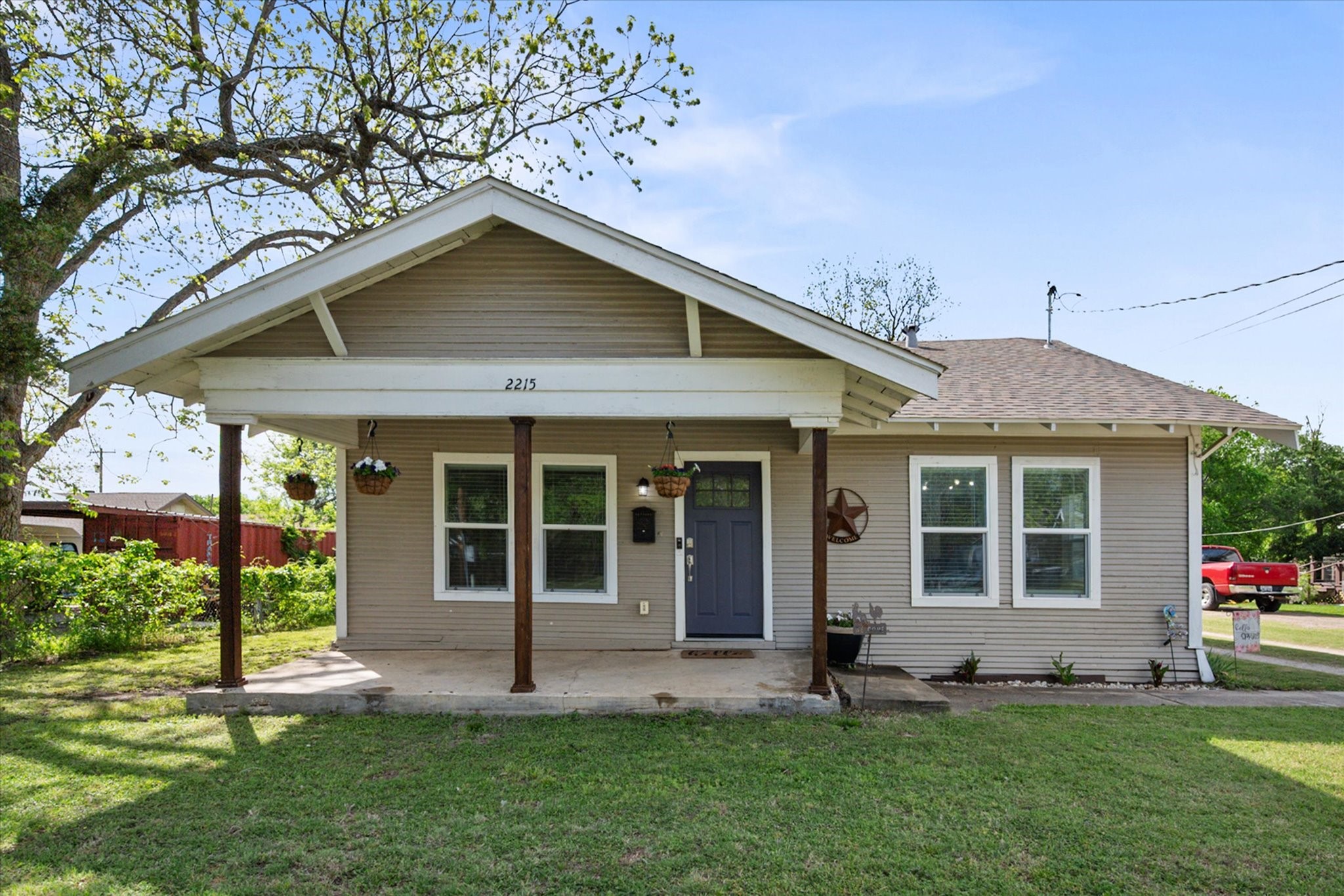 2215 W Park Row Boulevard Corsicana TX 75110