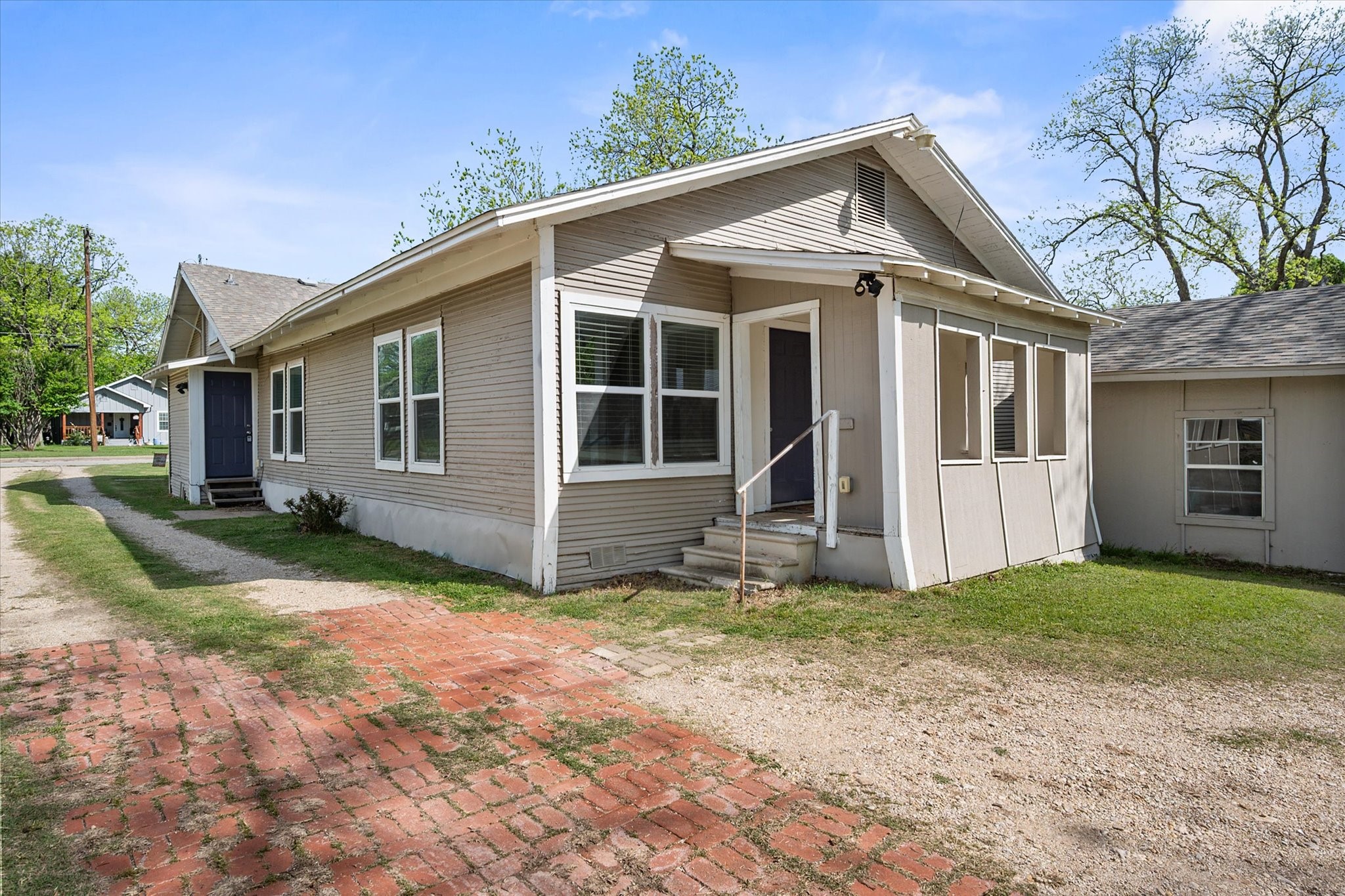 2215 W Park Row Boulevard Corsicana TX 75110