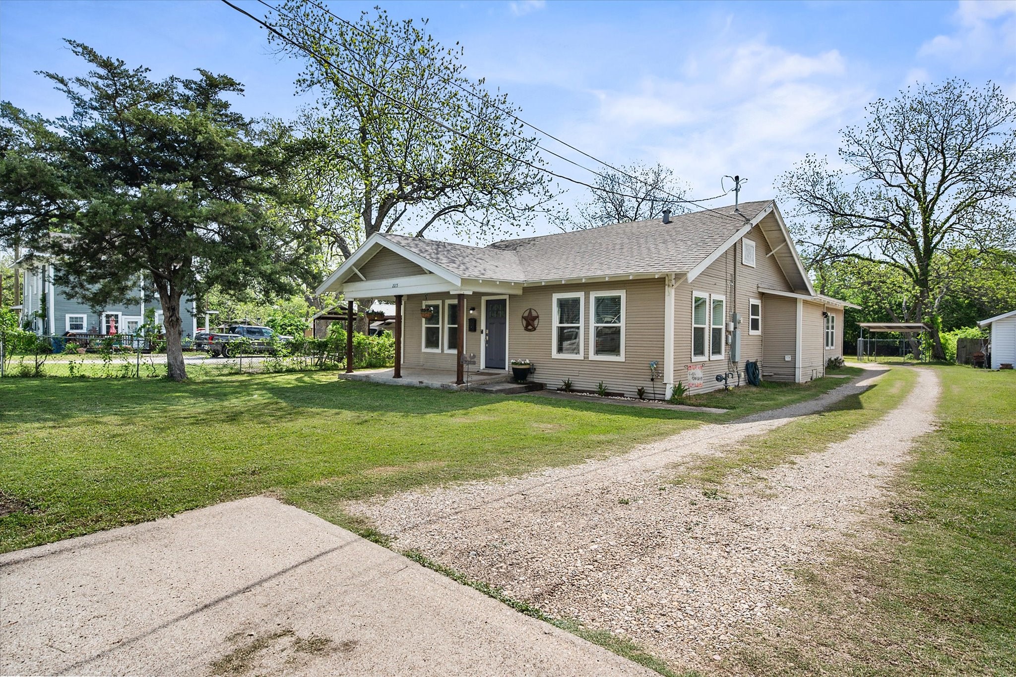 2215 W Park Row Boulevard Corsicana TX 75110