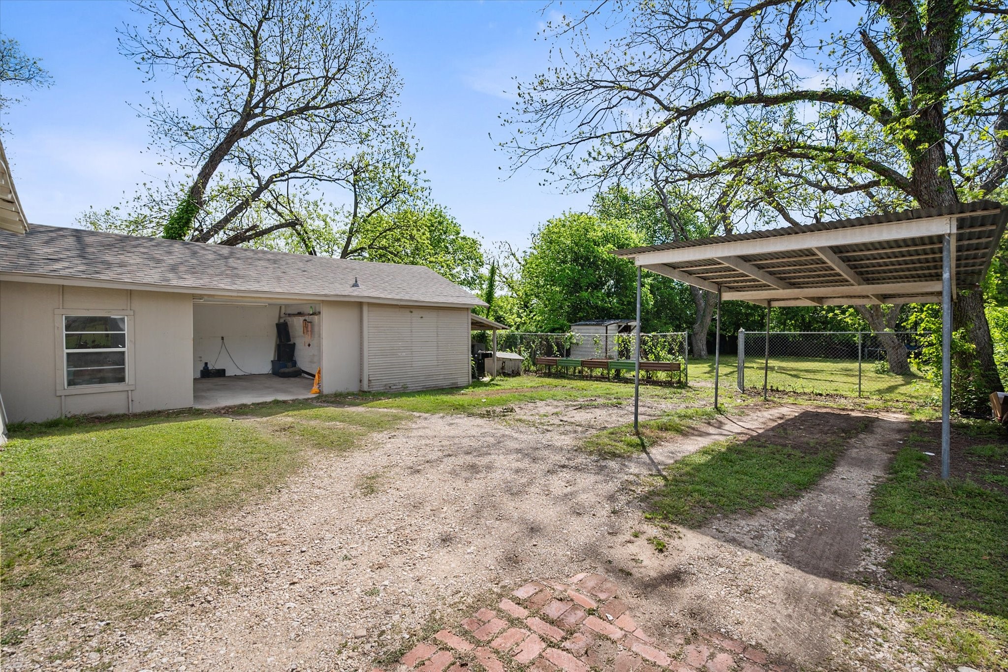 2215 W Park Row Boulevard Corsicana TX 75110