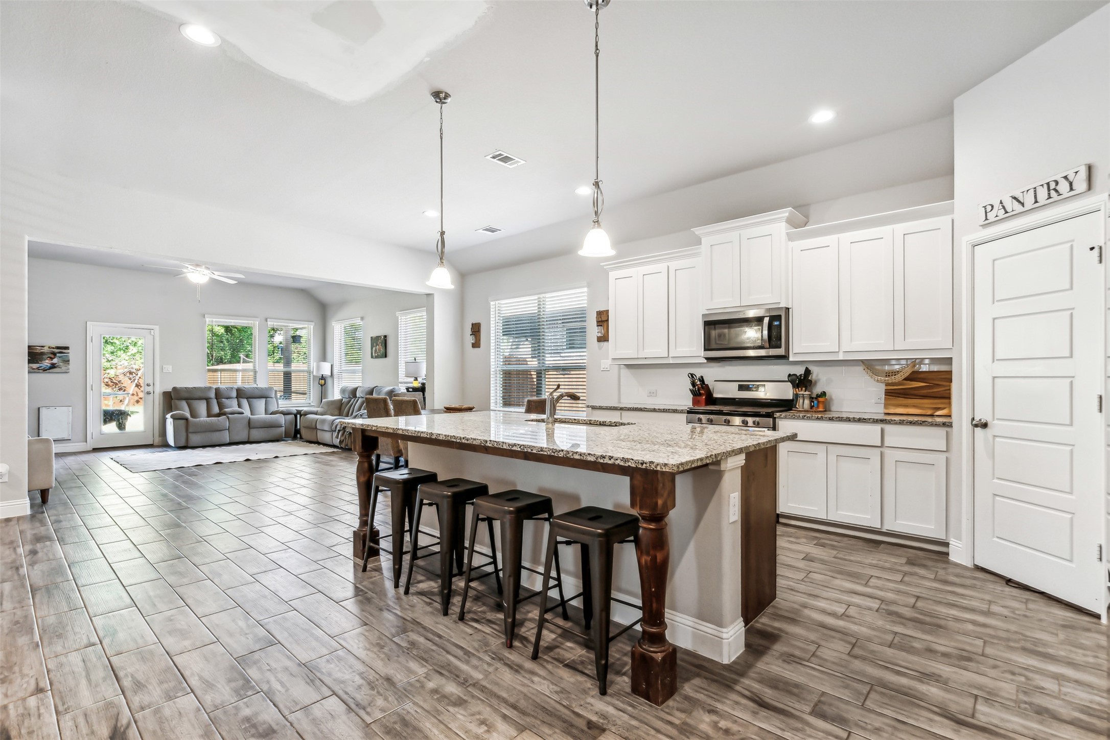 413 Carlisle Drive Weatherford TX 76085