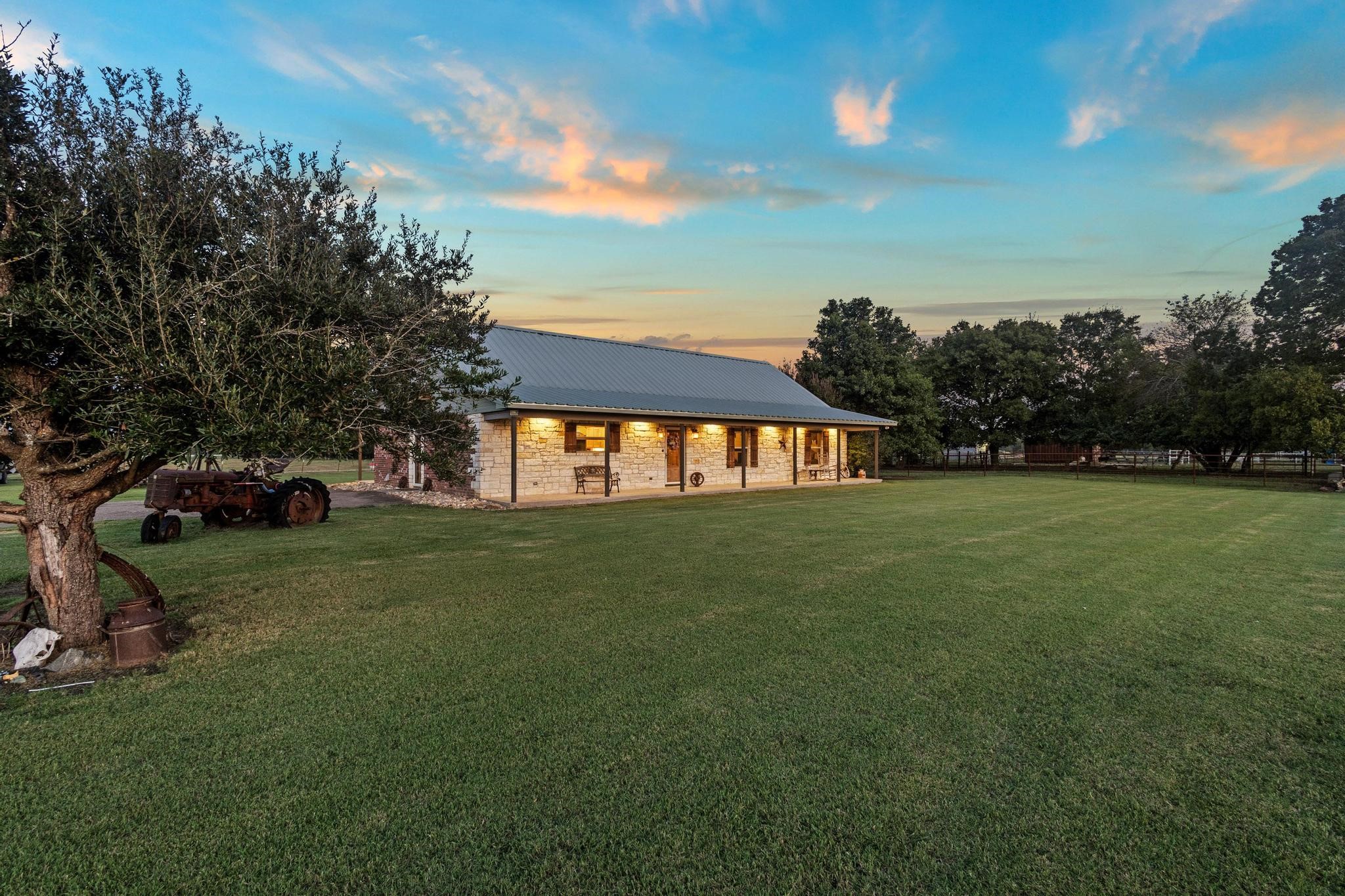 5285 County Road 3226 Lone Oak TX 75453