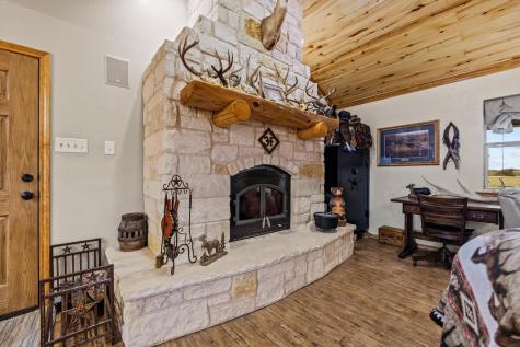 5285 County Road 3226 Lone Oak TX 75453