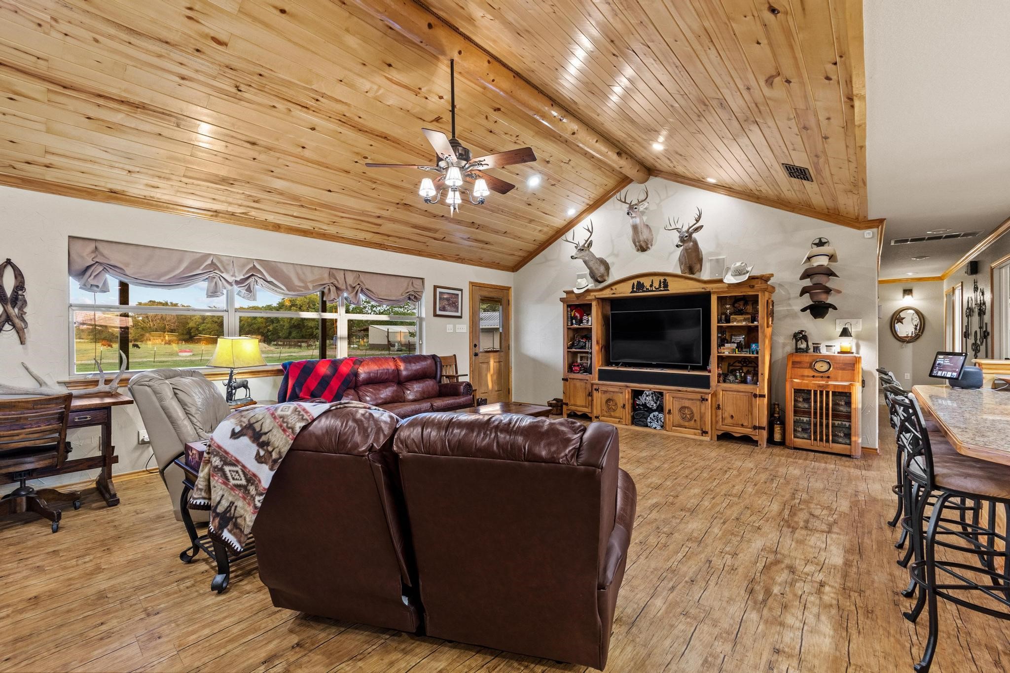 5285 County Road 3226 Lone Oak TX 75453