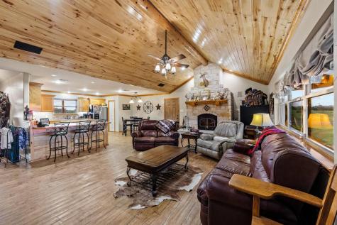 5285 County Road 3226 Lone Oak TX 75453