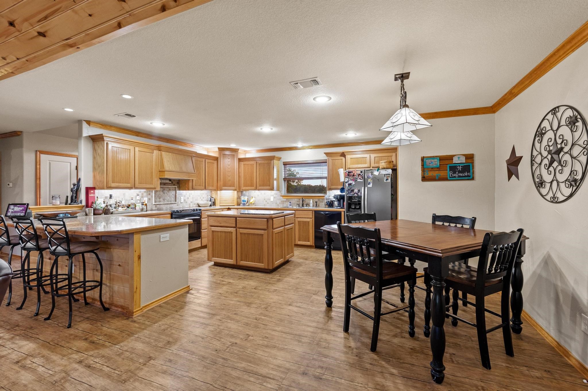 5285 County Road 3226 Lone Oak TX 75453