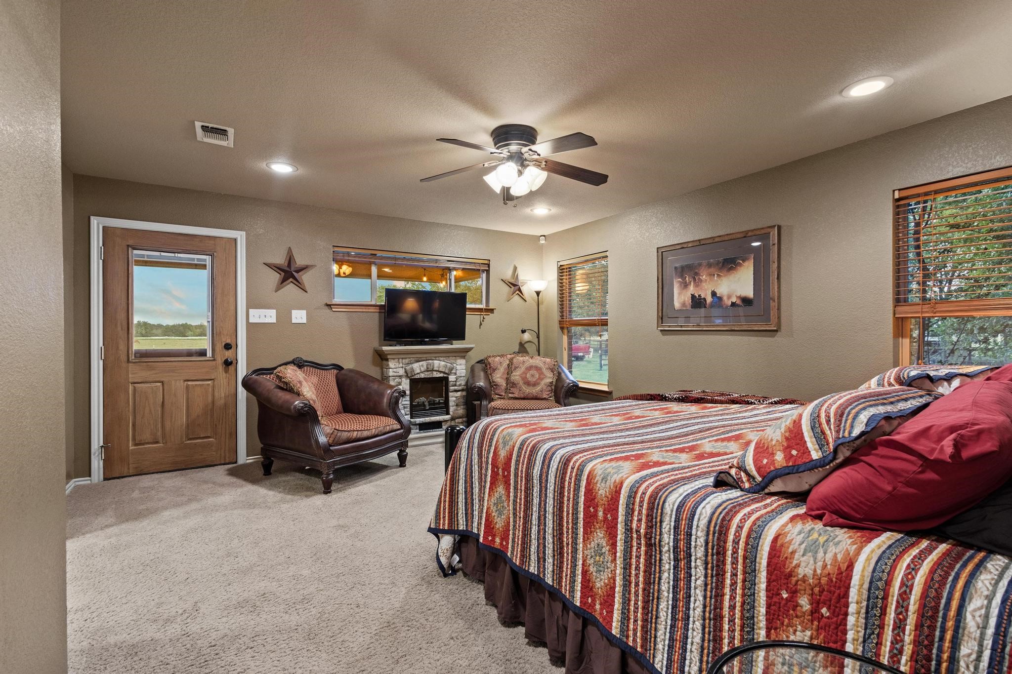 5285 County Road 3226 Lone Oak TX 75453
