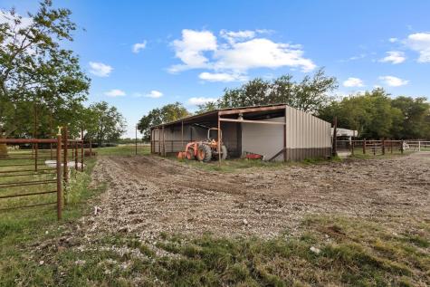 5285 County Road 3226 Lone Oak TX 75453