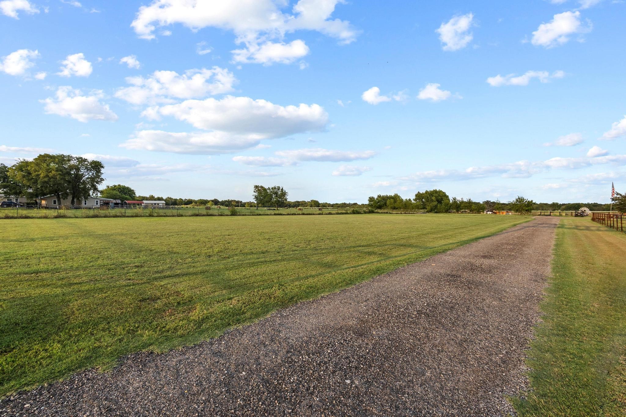 5285 County Road 3226 Lone Oak TX 75453