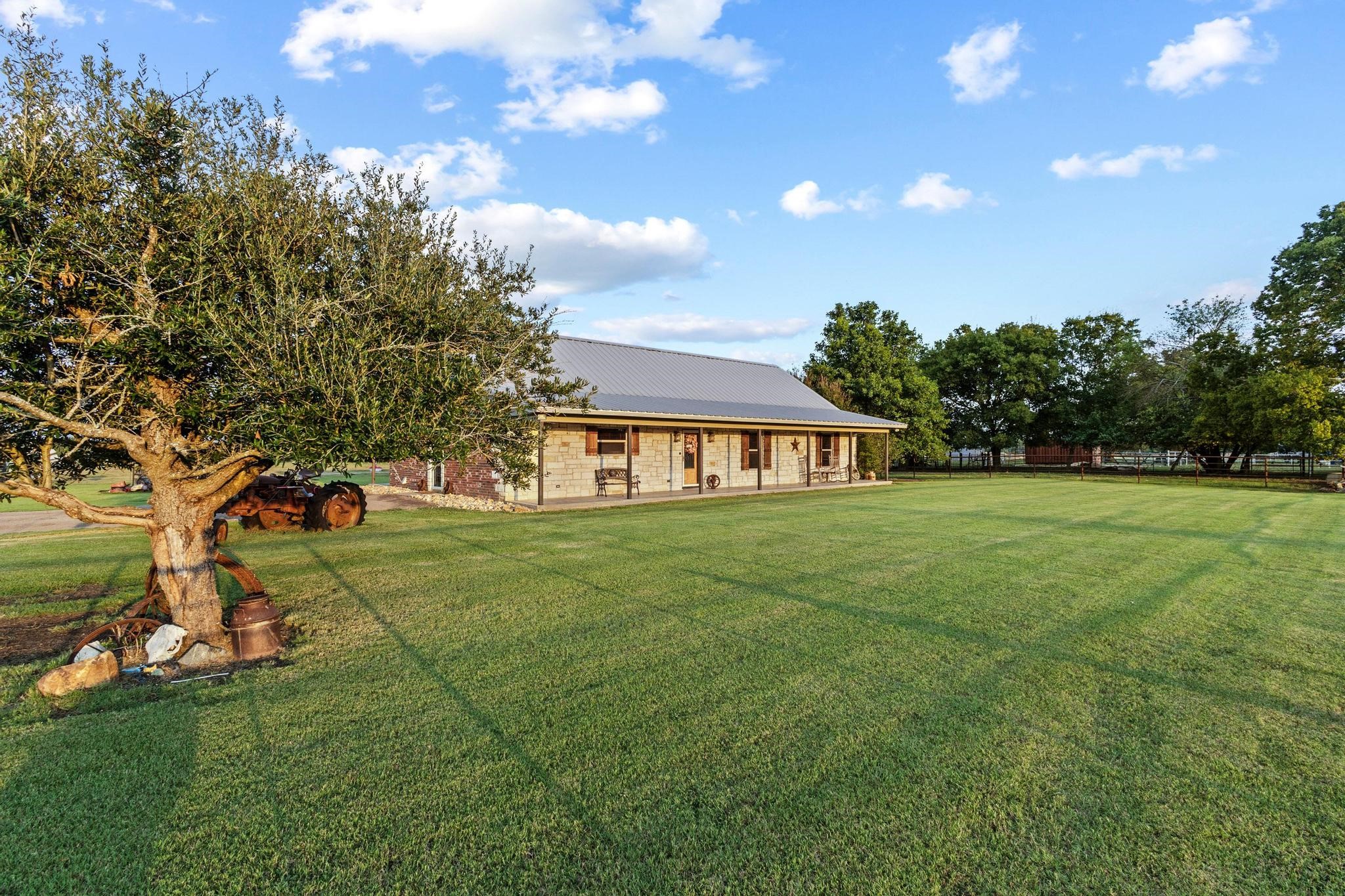 5285 County Road 3226 Lone Oak TX 75453